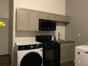 Studio unit B